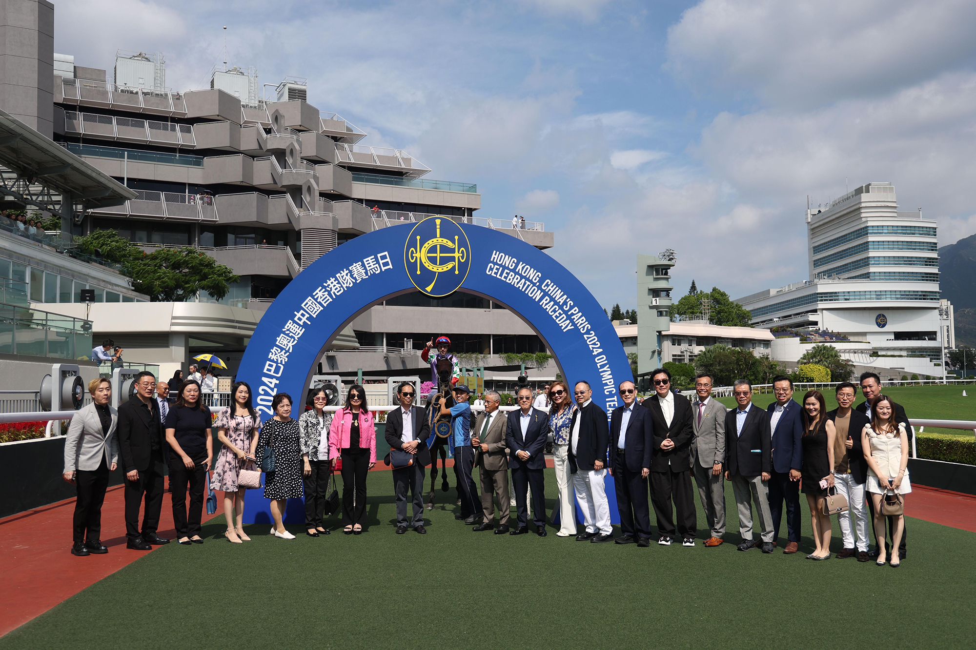 2024巴黎奧運中國香港隊盃圖輯 – 賽馬新聞 – 香港賽馬會